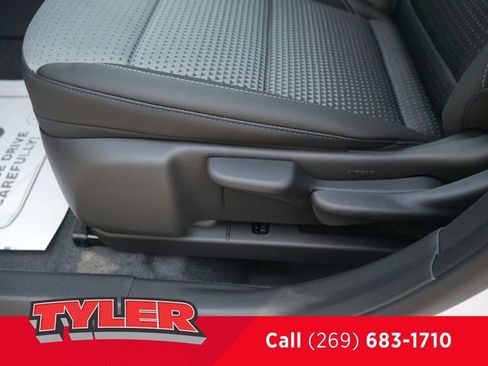 New 2025 Chevrolet Trax LT image 23