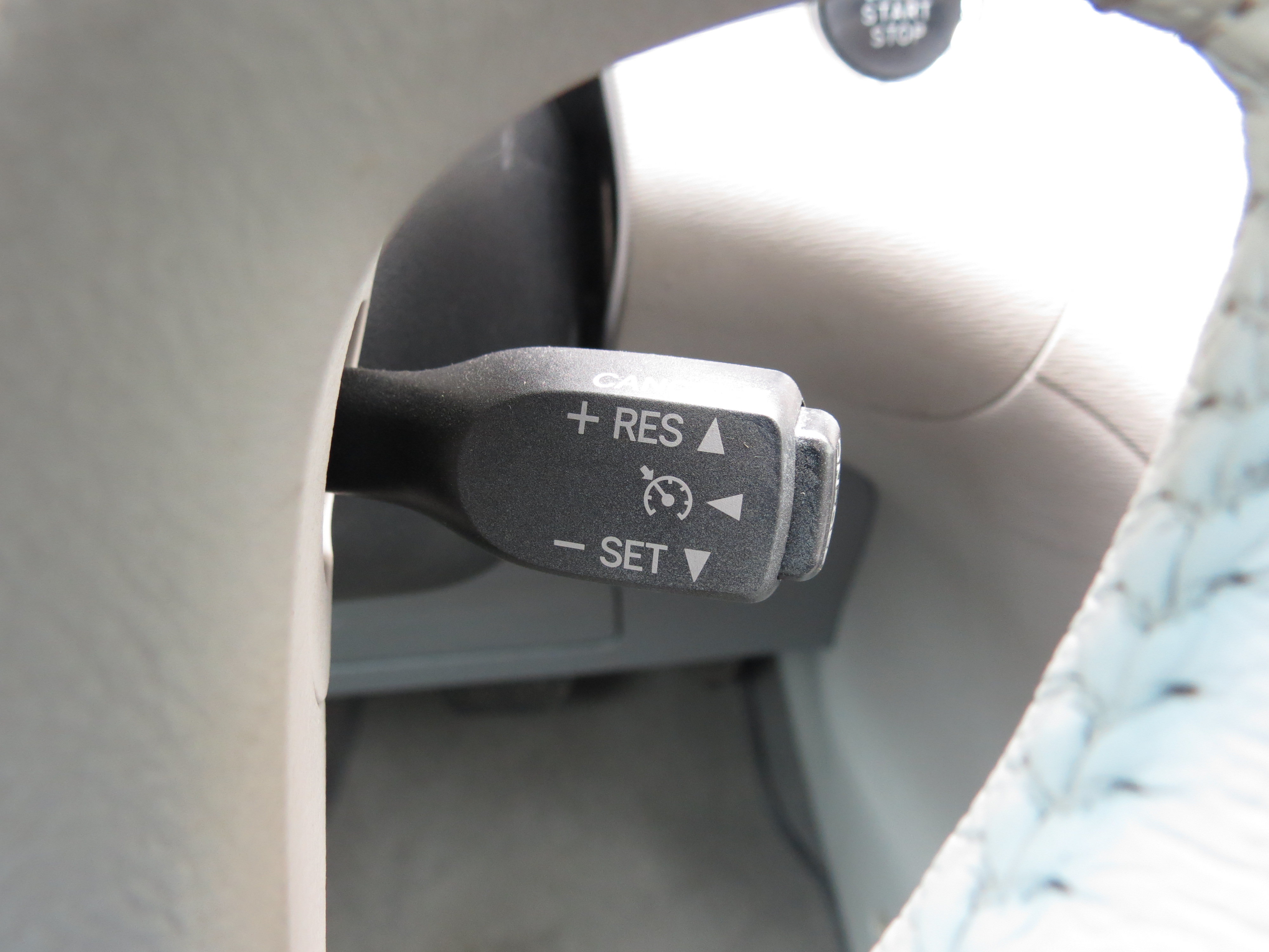 Used 2011 Toyota Sienna Limited w/ Premium Pkg FWD image 18