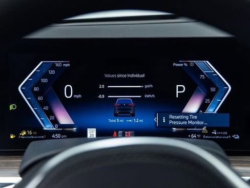 New 2026 BMW X5 xDrive50e w/ M Sport Package image 2