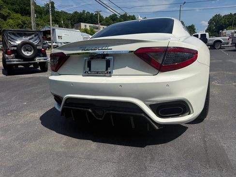 Used 2018 Maserati GranTurismo Sport RWD image 28