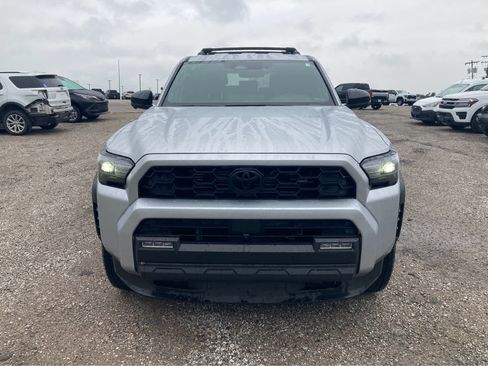Used 2025 Toyota 4Runner TRD Off-Road Premium w/ Tow Technology Package AWD/4WD image 10