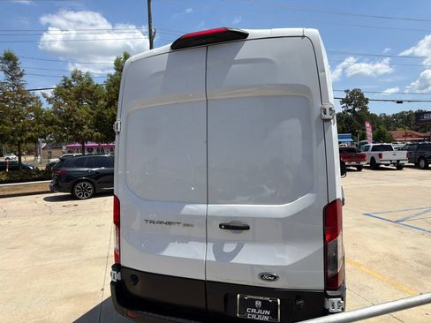 Used 2023 Ford Transit 250 148 High Roof w/ Load Area Protection Package RWD image 12