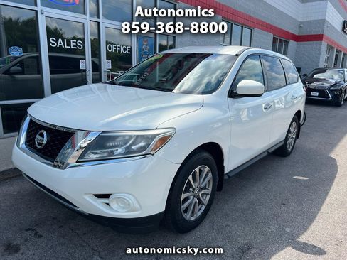 Used 2014 Nissan Pathfinder S AWD/4WD image 1