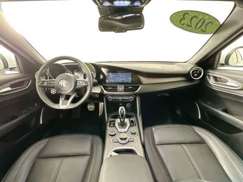 Used 2023 Alfa Romeo Giulia Ti image 3