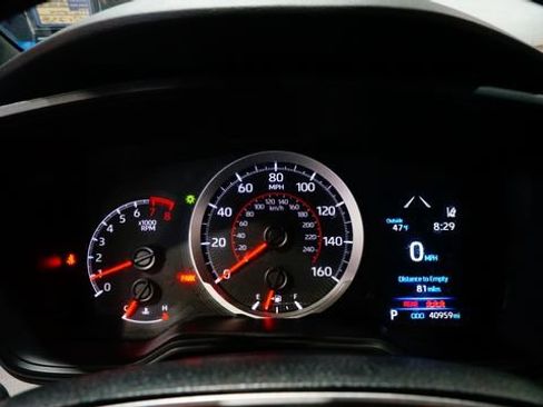 Used 2022 Toyota Corolla SE FWD image 14