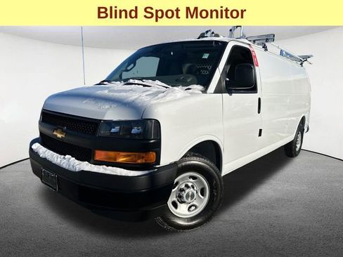 Used 2025 Chevrolet Express 2500 Extended w/ Communications Package image 5