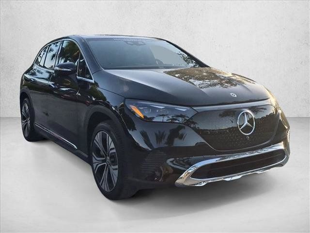 Used 2023 Mercedes-Benz EQE 350+ SUV image 3