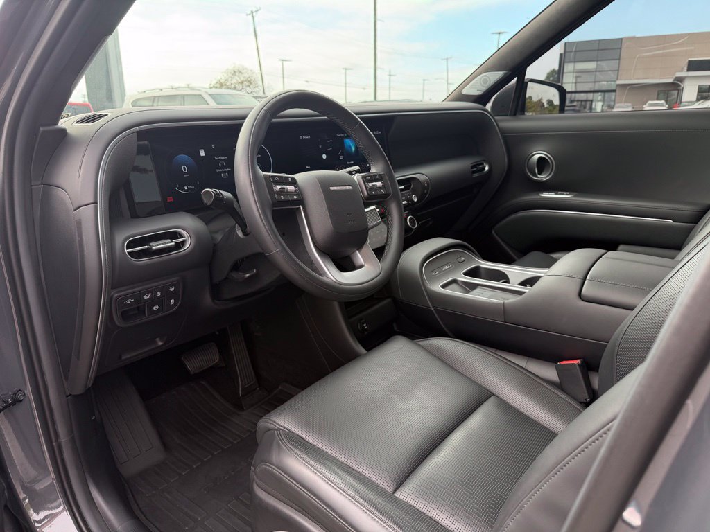 Used 2026 Hyundai Palisade Calligraphy FWD image 11