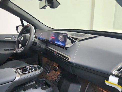 New 2026 BMW iX M70 image 14