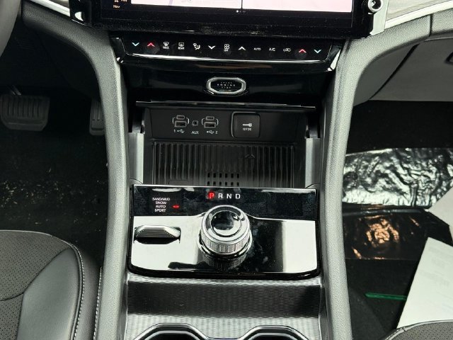 New 2026 Jeep Grand Cherokee Altitude AWD/4WD image 15