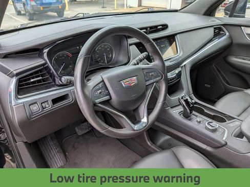 Used 2023 Cadillac XT6 Luxury FWD image 33
