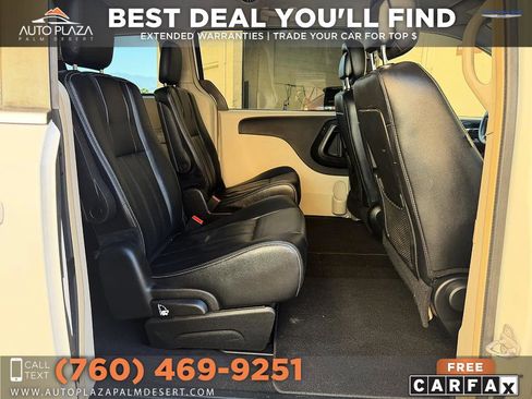 Used 2015 Chrysler Town & Country Touring FWD image 13
