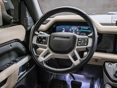 Used 2022 Land Rover Defender 110 SE AWD/4WD image 18