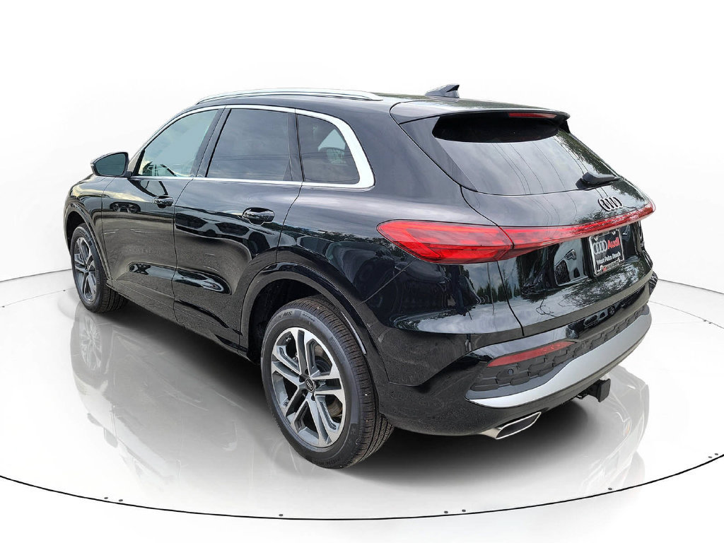 New 2026 Audi Q5 Premium AWD/4WD image 3