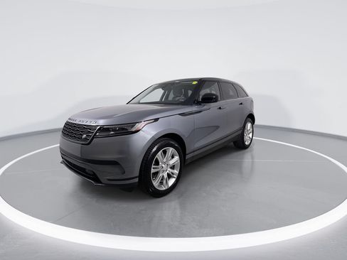 Used 2025 Land Rover Range Rover Velar S AWD/4WD image 4