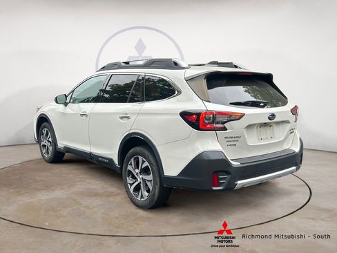 Used 2022 Subaru Outback Touring AWD/4WD image 5