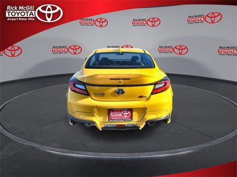 New 2026 Toyota GR86 YUZU Limited image 7