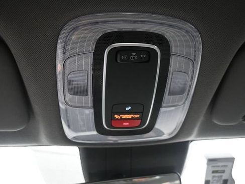 Used 2024 Hyundai Elantra SEL FWD image 30