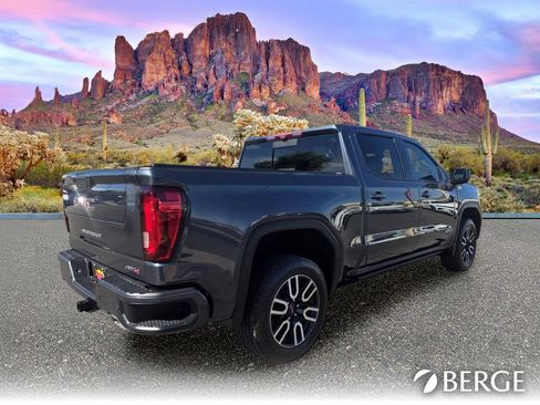 Used 2021 GMC Sierra 1500 AT4 w/ AT4 Value Package AWD/4WD image 7