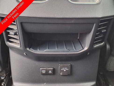 Used 2024 Toyota Tundra Limited AWD/4WD image 16