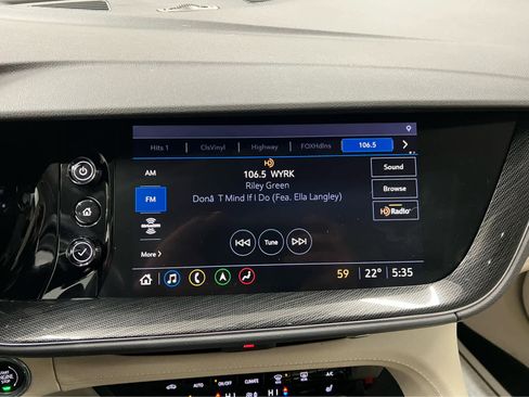 Used 2022 Buick Envision Essence w/ Technology Package I image 32