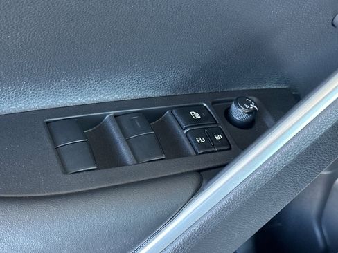 Certified 2024 Toyota Corolla Cross L image 14