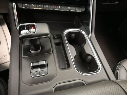 Certified 2025 GMC Sierra 1500 Denali w/ Denali Reserve Package image 11