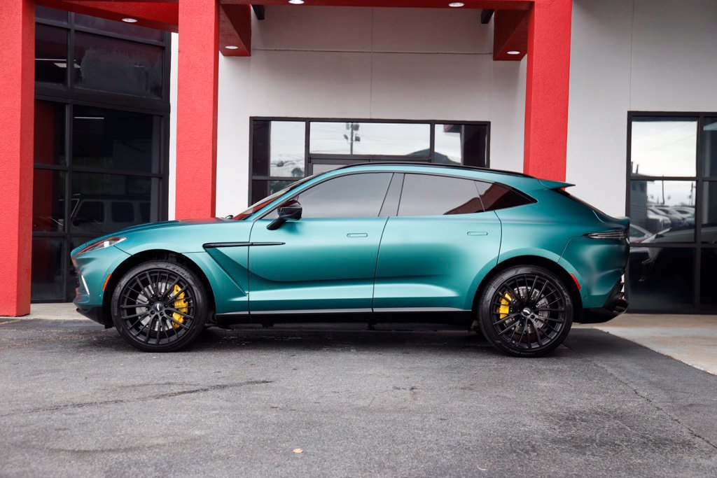 Used 2022 Aston Martin DBX AWD/4WD image 10