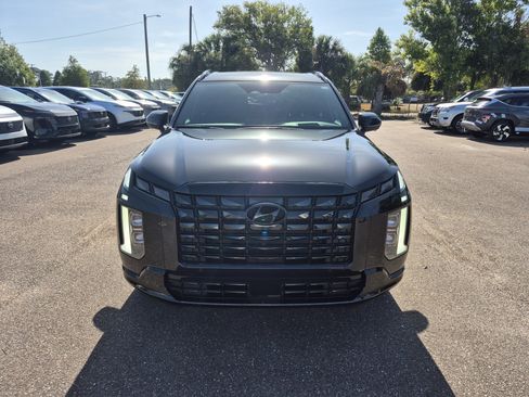 Used 2024 Hyundai Palisade Calligraphy AWD/4WD image 2
