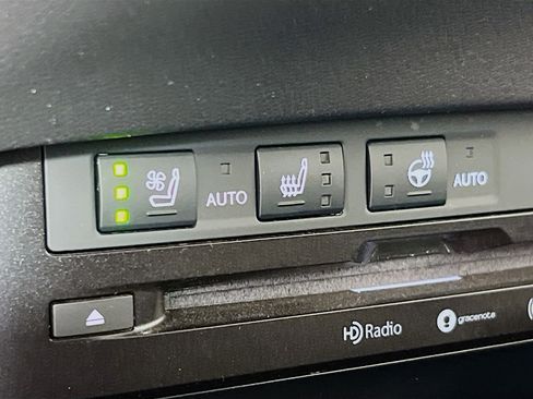 Used 2022 Lexus ES 350 w/ Premium Package image 21