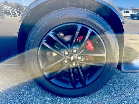 Used 2019 Dodge Challenger GT w/ Blacktop Package image 29