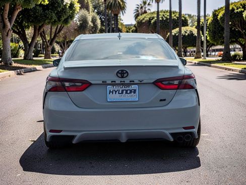Used 2023 Toyota Camry SE w/ Protection Package (Q2) (TMS) FWD image 6