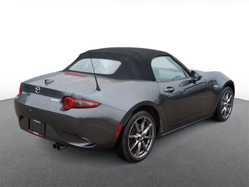Used 2021 MAZDA MX-5 Miata Grand Touring image 8