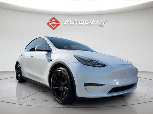Used 2021 Tesla Model Y Long Range AWD/4WD image 11
