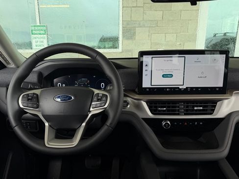 New 2026 Ford Explorer Active AWD/4WD image 7
