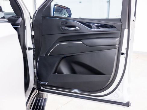 Used 2024 Cadillac Escalade V AWD/4WD image 26