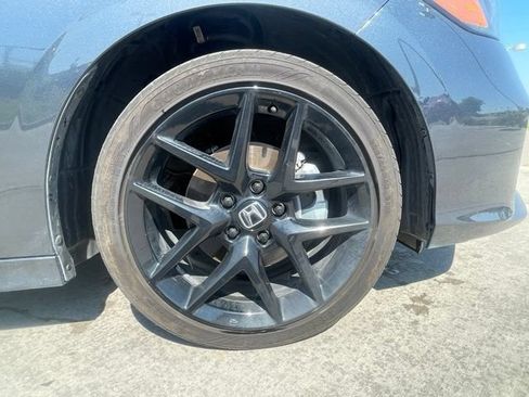 Used 2025 Honda Civic Sport image 34