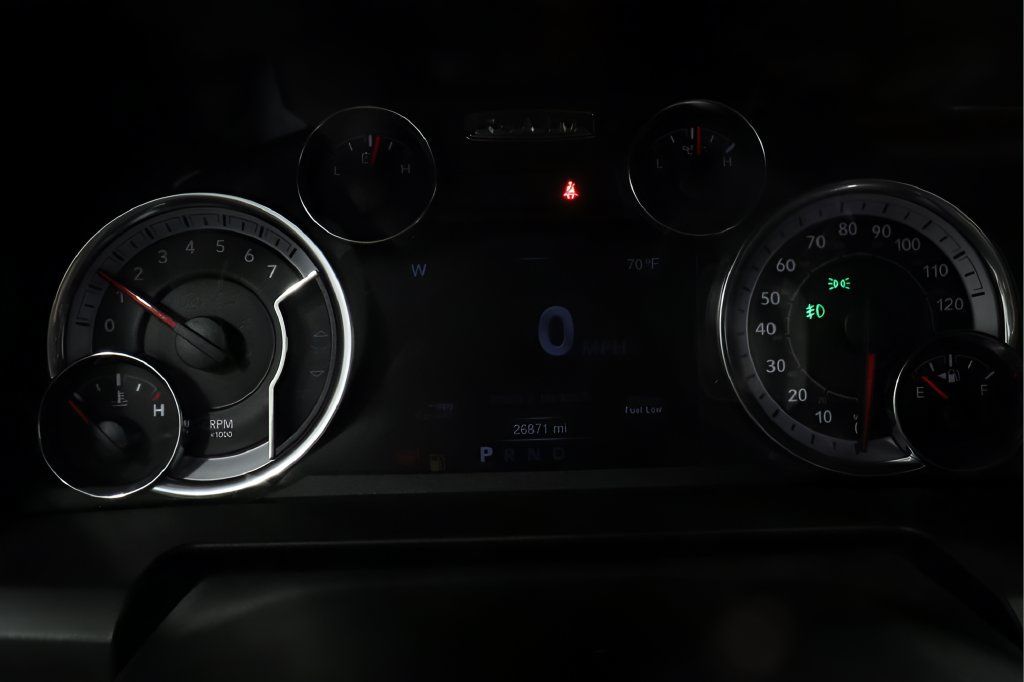Used 2024 RAM 1500 Warlock AWD/4WD image 18