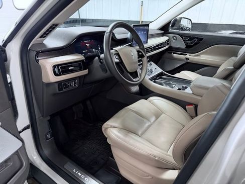 Used 2024 Lincoln Aviator Reserve w/ Equipment Group 201A AWD/4WD image 22