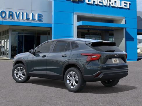 New 2026 Chevrolet Trax LS FWD image 3