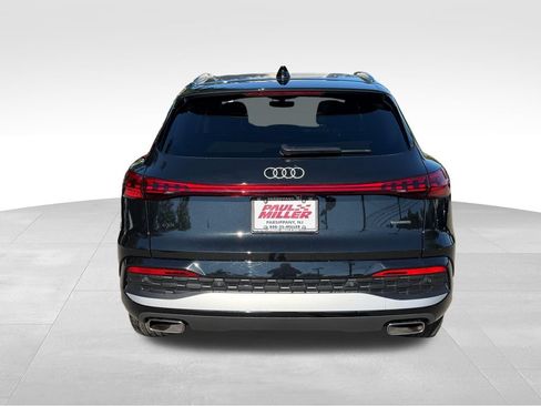 Used 2025 Audi Q5 Premium Plus w/ Premium Plus AWD/4WD image 7