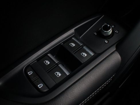 Used 2021 Audi Q5 2.0T Premium Plus w/ Premium Plus Package image 9