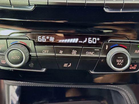 Used 2018 BMW X2 sDrive28i FWD image 19