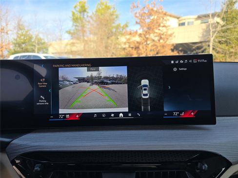 New 2026 BMW 330i xDrive Sedan w/ Convenience Package image 26