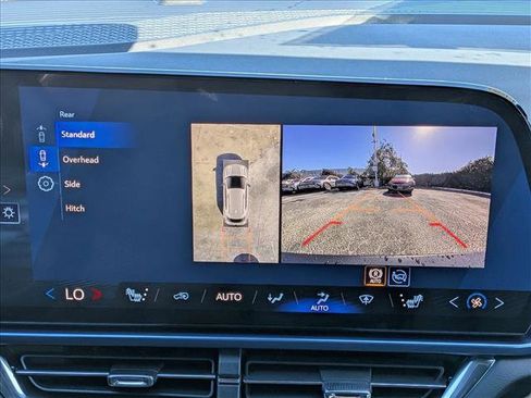 New 2026 Chevrolet Equinox EV LT image 12