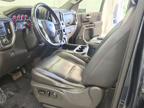 Used 2020 Chevrolet Silverado 1500 RST AWD/4WD image 13