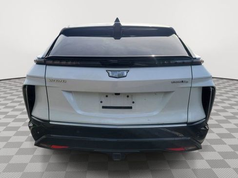 Used 2024 Cadillac Lyriq Luxury AWD/4WD image 5