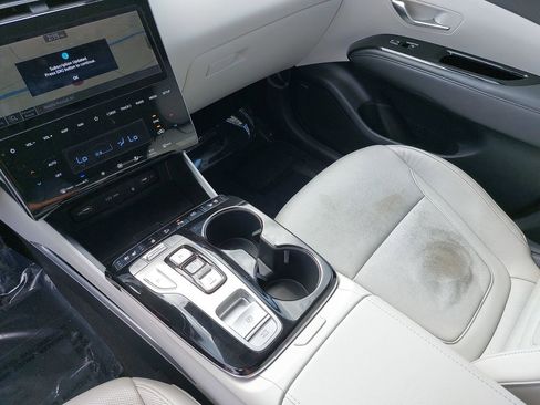 Used 2022 Hyundai Tucson Limited image 26