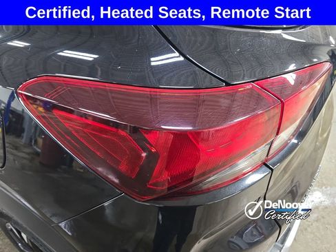 Used 2023 Chevrolet TrailBlazer LT image 32