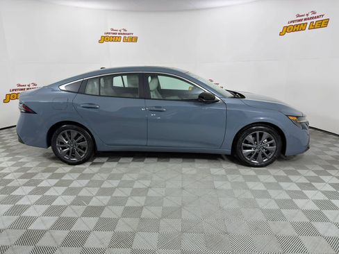 New 2026 Nissan Sentra SL w/ Floor Mat Package image 7